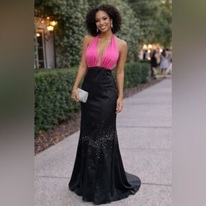 EPROM Moonlight sz 10 pink and black w/ sequins long formal dress